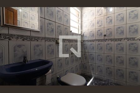 Casa à venda com 207m², 4 quartos e 2 vagasBanheiro - Casa 2