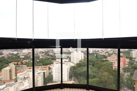 Apartamento à venda com 480m², 4 quartos e 5 vagasVaranda Suíte 2