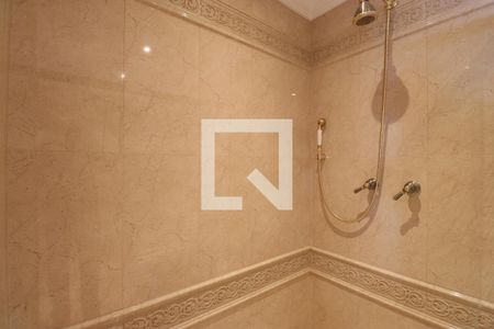 Apartamento à venda com 480m², 4 quartos e 5 vagasBanheiro Social