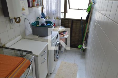 Apartamento à venda com 74m², 3 quartos e 1 vagaÁrea de Serviço