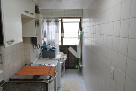 Apartamento à venda com 74m², 3 quartos e 1 vagaÁrea de Serviço