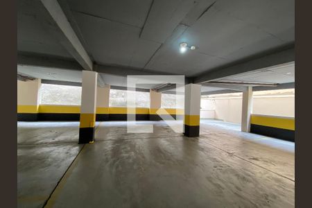 Apartamento à venda com 119m², 3 quartos e 1 vaga Apartamento à venda com 119m², 3 quartos e 1 vagaGaragem