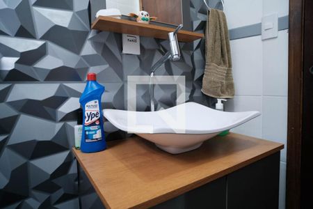 Casa à venda com 150m², 3 quartos e 2 vagasBanheiro 2