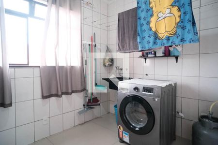 Casa à venda com 150m², 3 quartos e 2 vagasÁrea de Serviço