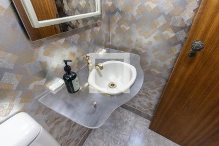 Apartamento à venda com 160m², 3 quartos e 3 vagas Apartamento à venda com 160m², 3 quartos e 3 vagasLavabo