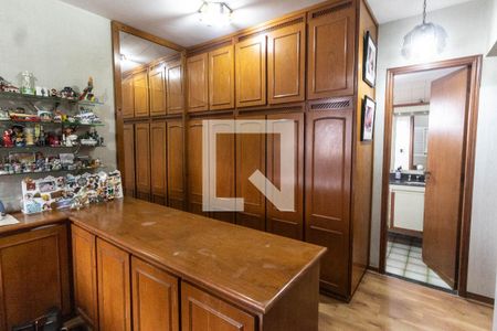 Apartamento à venda com 160m², 3 quartos e 3 vagas Apartamento à venda com 160m², 3 quartos e 3 vagasQuarto 3