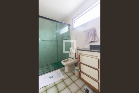 Apartamento à venda com 160m², 3 quartos e 3 vagas Apartamento à venda com 160m², 3 quartos e 3 vagasSuíte