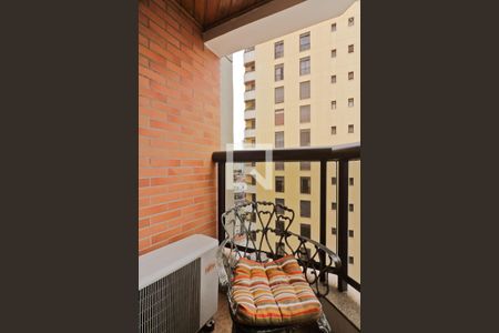 Apartamento à venda com 210m², 4 quartos e 3 vagasVaranda