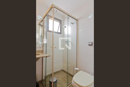 Apartamento à venda com 210m², 4 quartos e 3 vagasBanheiro da Suíte 1