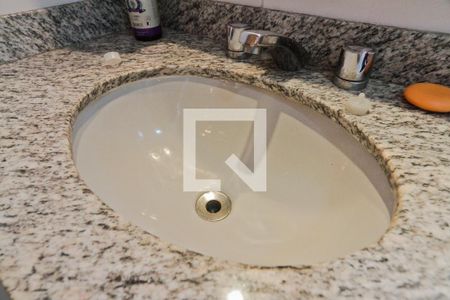 Apartamento à venda com 210m², 4 quartos e 3 vagasBanheiro da Suíte 3