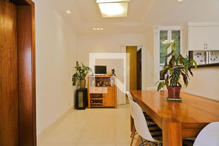 Apartamento à venda com 210m², 4 quartos e 3 vagasCozinha