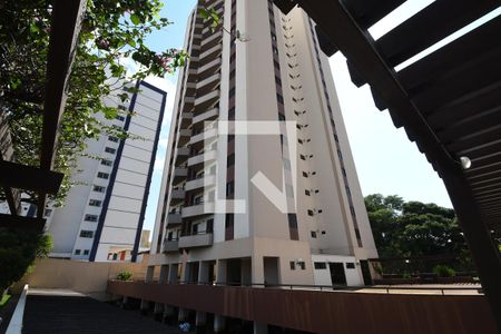 Apartamento à venda com 86m², 3 quartos e 2 vagasFachada do bloco