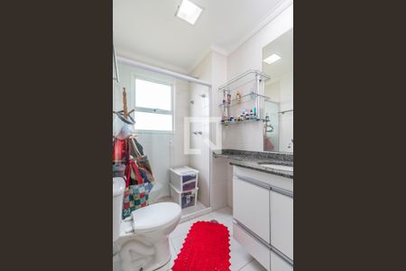 Apartamento à venda com 115m², 3 quartos e 2 vagas Apartamento à venda com 115m², 3 quartos e 2 vagasBanheiro da Suíte