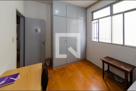 Quarto 2 de apartamento para alugar com 3 quartos, 90m² em Carlos Prates, Belo Horizonte