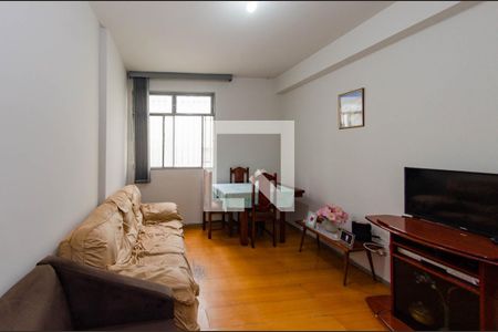 Sala de apartamento para alugar com 3 quartos, 90m² em Carlos Prates, Belo Horizonte