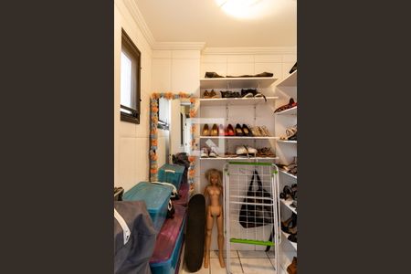 Apartamento à venda com 174m², 3 quartos e 3 vagasBanheiro de Serviço