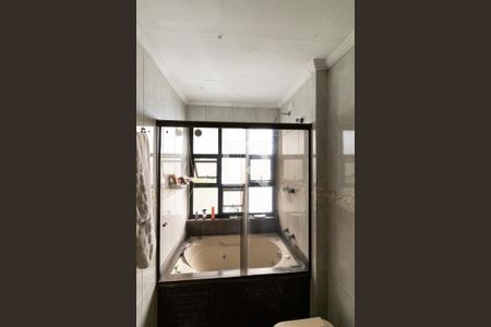 Apartamento à venda com 174m², 3 quartos e 3 vagasBanheiro da Suíte 1