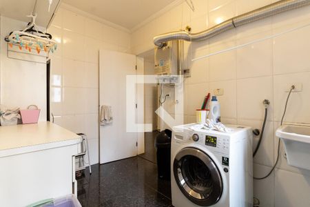 Apartamento à venda com 174m², 3 quartos e 3 vagasLavanderia