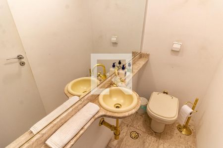 Apartamento à venda com 174m², 3 quartos e 3 vagasLavabo