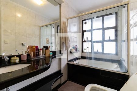 Apartamento à venda com 174m², 3 quartos e 3 vagasBanheiro da Suíte 3