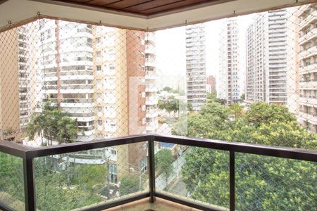 Suíte varanda de apartamento para alugar com 1 quarto, 38m² em Vila Nova Conceição, São Paulo