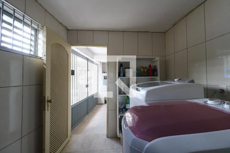 Casa à venda com 104m², 2 quartos e 2 vagasÁrea de Serviço