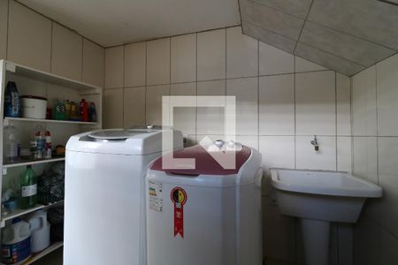 Casa à venda com 104m², 2 quartos e 2 vagasÁrea de Serviço