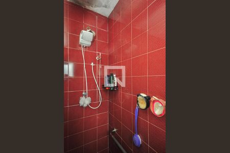 Casa para alugar com 95m², 2 quartos e 1 vagaChuveiro do Banheiro da Suíte