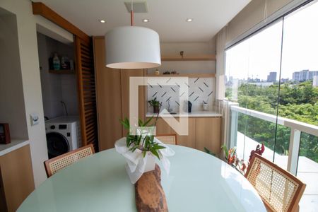 Apartamento à venda com 69m², 2 quartos e 1 vagaVaranda