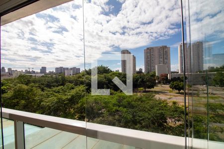 Apartamento à venda com 69m², 2 quartos e 1 vagaVaranda - Vista