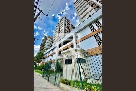 Apartamento para alugar com 110m², 3 quartos e 2 vagas Apartamento para alugar com 110m², 3 quartos e 2 vagasFachada