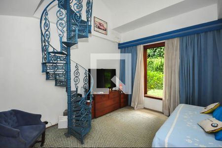 Casa de condomínio à venda com 1690m², 5 quartos e 7 vagas Casa de condomínio à venda com 1690m², 5 quartos e 7 vagasSuíte 2