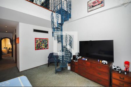 Casa de condomínio à venda com 1690m², 5 quartos e 7 vagas Casa de condomínio à venda com 1690m², 5 quartos e 7 vagasSuíte 2