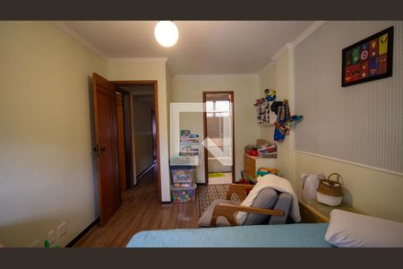 Apartamento à venda com 333m², 4 quartos e 3 vagas Apartamento à venda com 333m², 4 quartos e 3 vagasSuíte 2