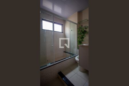 Apartamento à venda com 333m², 4 quartos e 3 vagas Apartamento à venda com 333m², 4 quartos e 3 vagasBanheiro da Suíte 4