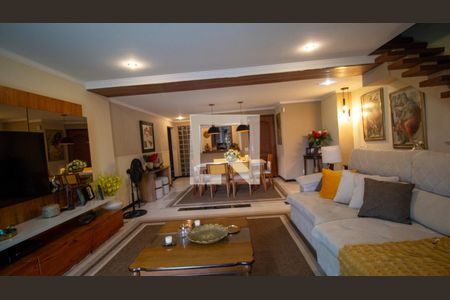 Apartamento à venda com 333m², 4 quartos e 3 vagas Apartamento à venda com 333m², 4 quartos e 3 vagasSala