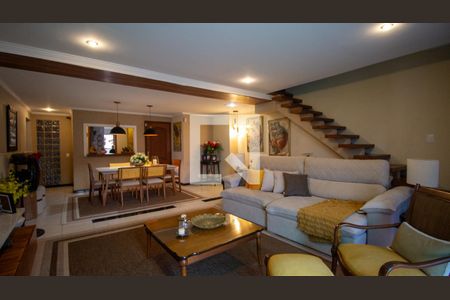 Apartamento à venda com 333m², 4 quartos e 3 vagas Apartamento à venda com 333m², 4 quartos e 3 vagasSala