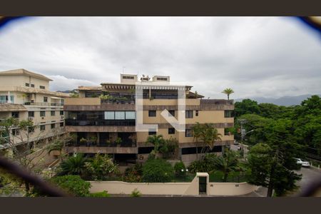 Apartamento à venda com 333m², 4 quartos e 3 vagas Apartamento à venda com 333m², 4 quartos e 3 vagasVista da Varanda