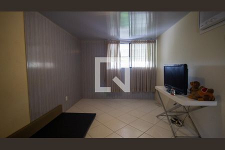 Apartamento à venda com 333m², 4 quartos e 3 vagas Apartamento à venda com 333m², 4 quartos e 3 vagasSuíte 4