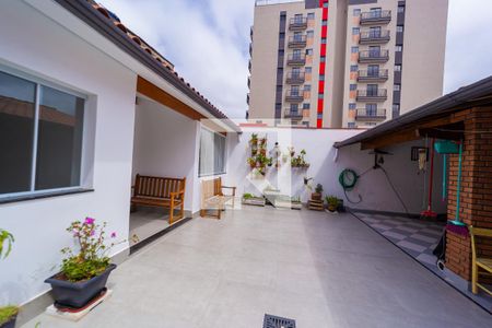 Casa à venda com 250m², 3 quartos e 8 vagasÁrea de Serviço / Quintal