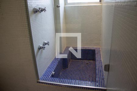Apartamento para alugar com 260m², 3 quartos e 2 vagasBanheira Banheiro 2