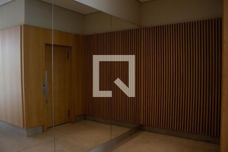 Apartamento para alugar com 260m², 3 quartos e 2 vagasHall social