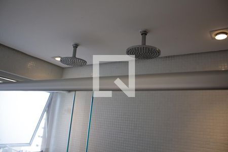 Apartamento para alugar com 260m², 3 quartos e 2 vagasChuveiro Banheiro 1