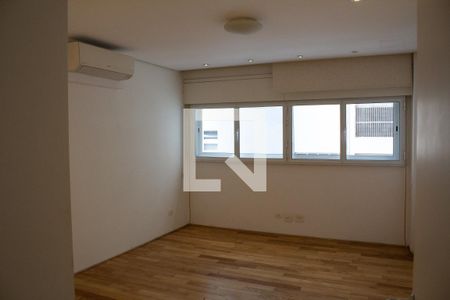 Apartamento para alugar com 260m², 3 quartos e 2 vagasQuarto 2