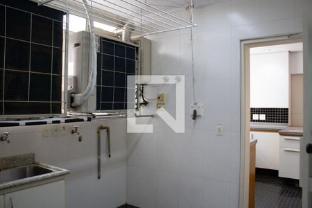 Apartamento para alugar com 260m², 3 quartos e 2 vagasDetalhe da area de serviço