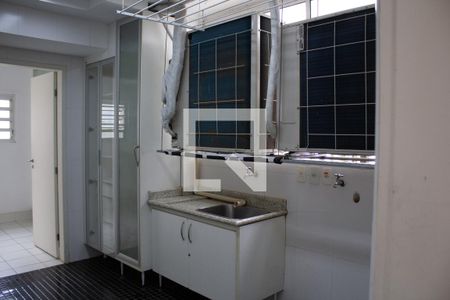 Apartamento para alugar com 260m², 3 quartos e 2 vagasÁrea de Serviço