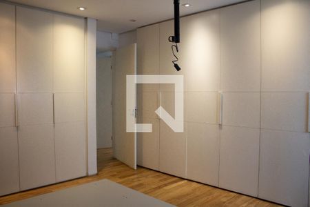 Apartamento para alugar com 260m², 3 quartos e 2 vagasQuarto 1