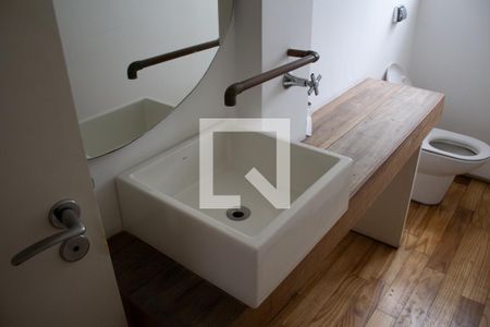 Apartamento para alugar com 260m², 3 quartos e 2 vagasLavabo