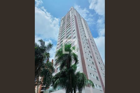 Apartamento para alugar com 92m², 3 quartos e 2 vagas Apartamento para alugar com 92m², 3 quartos e 2 vagasFachada