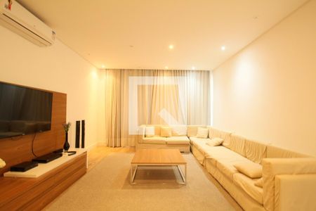 Apartamento para alugar com 92m², 3 quartos e 2 vagasCinema